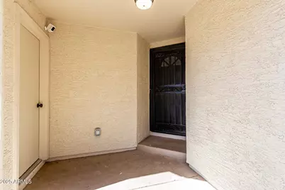 1538 E Laurel Avenue, Gilbert, AZ 85234 - Photo 3