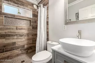 1135 E Lawrence Rd, Phoenix, AZ 85014 - Photo 5