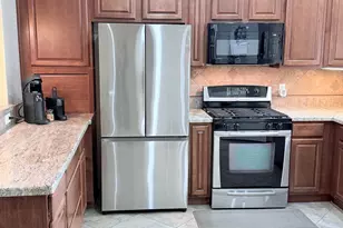 1135 E Lawrence Rd, Phoenix, AZ 85014 - Photo 7