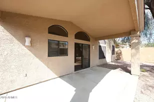 257 E Ashurst Dr, Phoenix, AZ 85048 - Photo 25