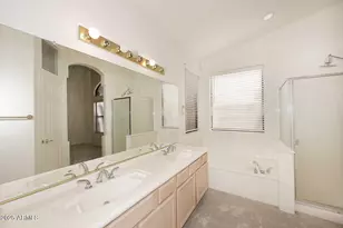 257 E Ashurst Dr, Phoenix, AZ 85048 - Photo 17