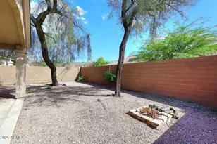 257 E Ashurst Dr, Phoenix, AZ 85048 - Photo 29