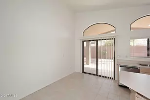 257 E Ashurst Dr, Phoenix, AZ 85048 - Photo 9