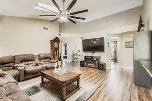 4334 W Villa Linda Dr, Glendale, AZ 85310 - Photo 25