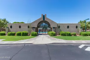 3834 E Goldfinch Gate Ln, Phoenix, AZ 85044 - Photo 45