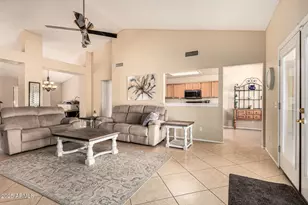 3834 E Goldfinch Gate Ln, Phoenix, AZ 85044 - Photo 31