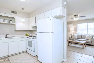 826 E 4th Place #Apt B, Mesa, AZ 85203 - Photo 3