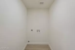 47 Spur Cir, Scottsdale, AZ 85251 - Photo 27