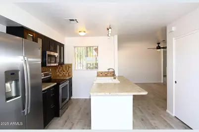 93 N Cooper Road #Unit 32, Chandler, AZ 85225 - Photo 5