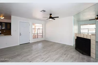 93 N Cooper Road #Unit 32, Chandler, AZ 85225 - Photo 3
