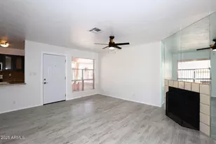 93 N Cooper Rd, Chandler, AZ 85225 - Photo 3