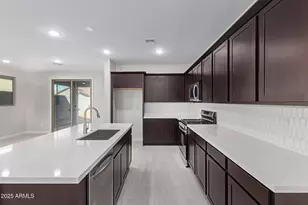 27013 N 169th Dr, Surprise, AZ 85387 - Photo 9