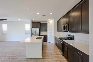 32522 N 20th Gln, Phoenix, AZ 85085 - Photo 3