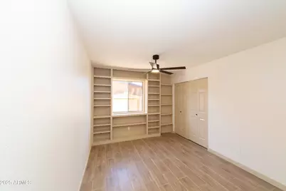 17866 N 44th Avenue, Glendale, AZ 85308 - Photo 13