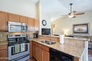 1802 E Peach Tree Dr, Chandler, AZ 85249 - Photo 11