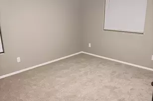 2014 S Falcon Dr, Gilbert, AZ 85295 - Photo 11