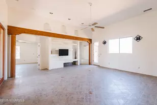 10425 E Willow Dr, Cornville, AZ 86325 - Photo 13