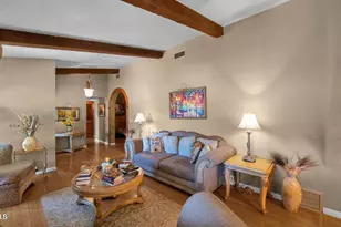 426 E Carol Ann Way, Phoenix, AZ 85022 - Photo 5