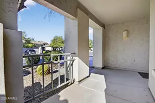 7325 E Minton Cir, Mesa, AZ 85207 - Photo 7