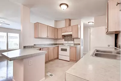 8601 N 103rd Avenue #271, Peoria, AZ 85345 - Photo 13