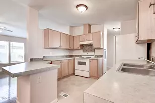 8601 N 103rd Ave, Peoria, AZ 85345 - Photo 13