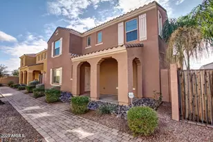 2253 S Ponderosa Dr, Gilbert, AZ 85295 - Photo 1