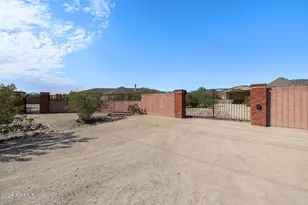 8526 W Calle Lejos, Peoria, AZ 85383 - Photo 13