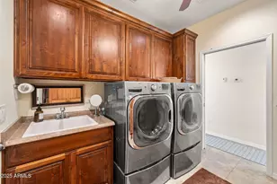 8526 W Calle Lejos, Peoria, AZ 85383 - Photo 25