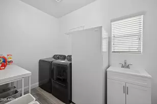 690 W Dragon Tree Ave, Queen Creek, AZ 85140 - Photo 27