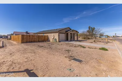 14514 S Vera Cruz Road, Arizona City, AZ 85123 - Photo 5