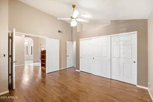 61 E Dawn Dr, Tempe, AZ 85284 - Photo 17