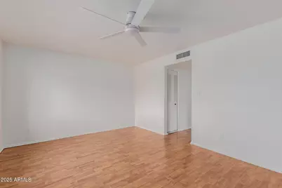 2145 E Betty Elyse Lane, Phoenix, AZ 85022 - Photo 5