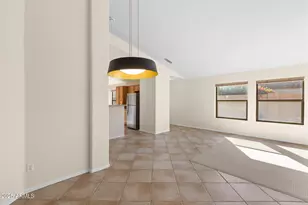 20274 N 104th Ave, Peoria, AZ 85382 - Photo 17