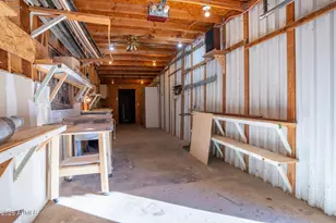 18870 E Mechling Dr, Black Canyon City, AZ 85324 - Photo 17