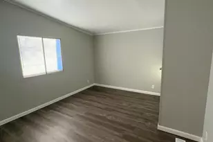 19741 E Indian Hills Dr, Black Canyon City, AZ 85324 - Photo 15