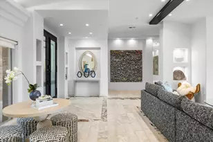 8139 E Desert Cove Ave, Scottsdale, AZ 85260 - Photo 7