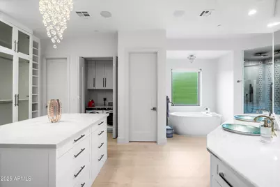 8139 E Desert Cove Avenue, Scottsdale, AZ 85260 - Photo 25