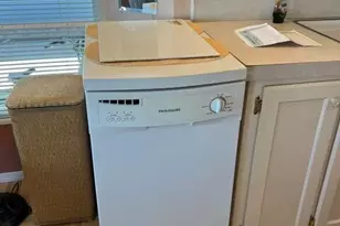 434 S Ironstone Dr, Apache Junction, AZ 85119 - Photo 9