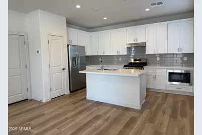 640 W Laredo Street, Chandler, AZ 85225 - Photo 3