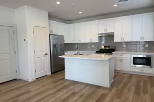 640 W Laredo St, Chandler, AZ 85225 - Photo 3