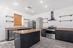 5659 W Loma Ln, Glendale, AZ 85302 - Photo 13