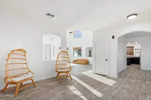 5659 W Loma Ln, Glendale, AZ 85302 - Photo 5