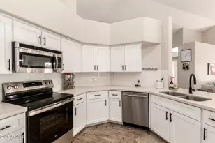 6409 E Redmont Dr, Mesa, AZ 85215 - Photo 15