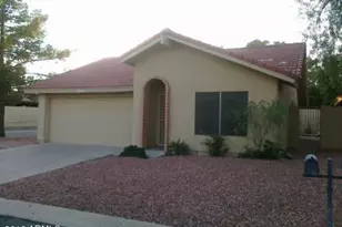 4902 E Yuma St, Phoenix, AZ 85044 - Photo 3