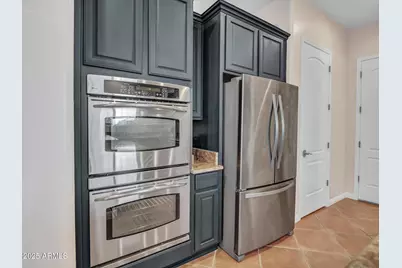 8667 W Buckhorn Trail, Peoria, AZ 85383 - Photo 15