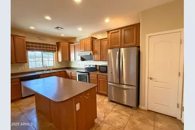 7911 S 50th Lane, Laveen, AZ 85339 - Photo 9