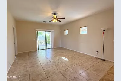 7911 S 50th Lane, Laveen, AZ 85339 - Photo 3