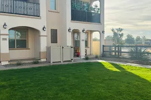 782 S Olympic Dr, Gilbert, AZ 85296 - Photo 3