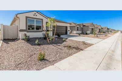 5647 E Axle Lane, San Tan Valley, AZ 85140 - Photo 5