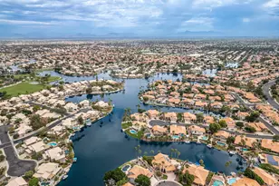 919 S Paradise Dr, Gilbert, AZ 85233 - Photo 67